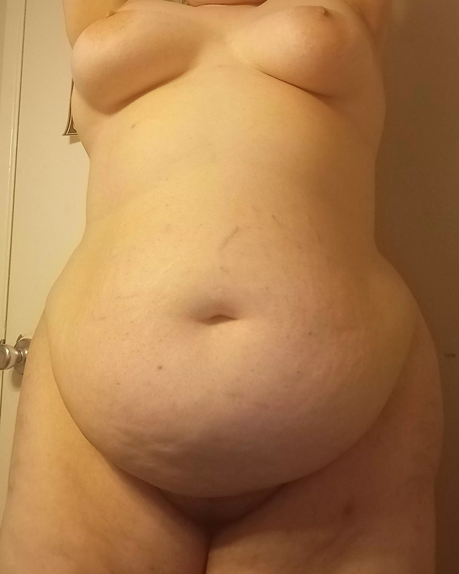 A fat pretty bitch 💅 😏 