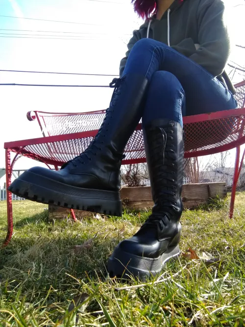 About to crush some tinys 