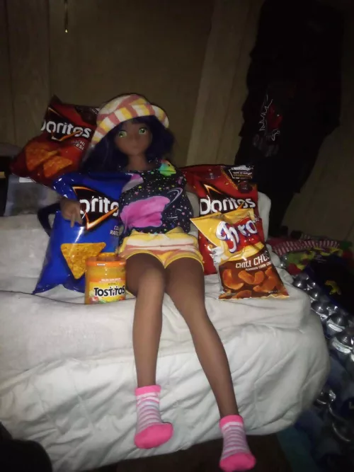 Akane got the munchies