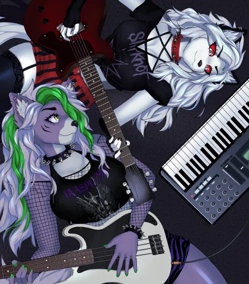 Best of both worlds 💜🖤