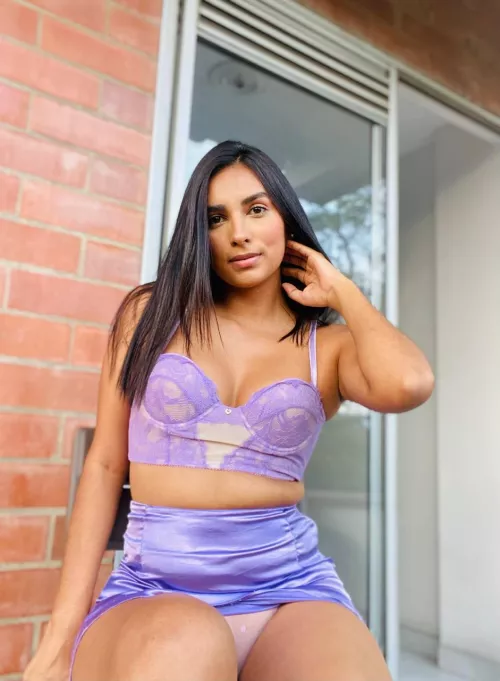 Can I remove my top and show you what's underneath?