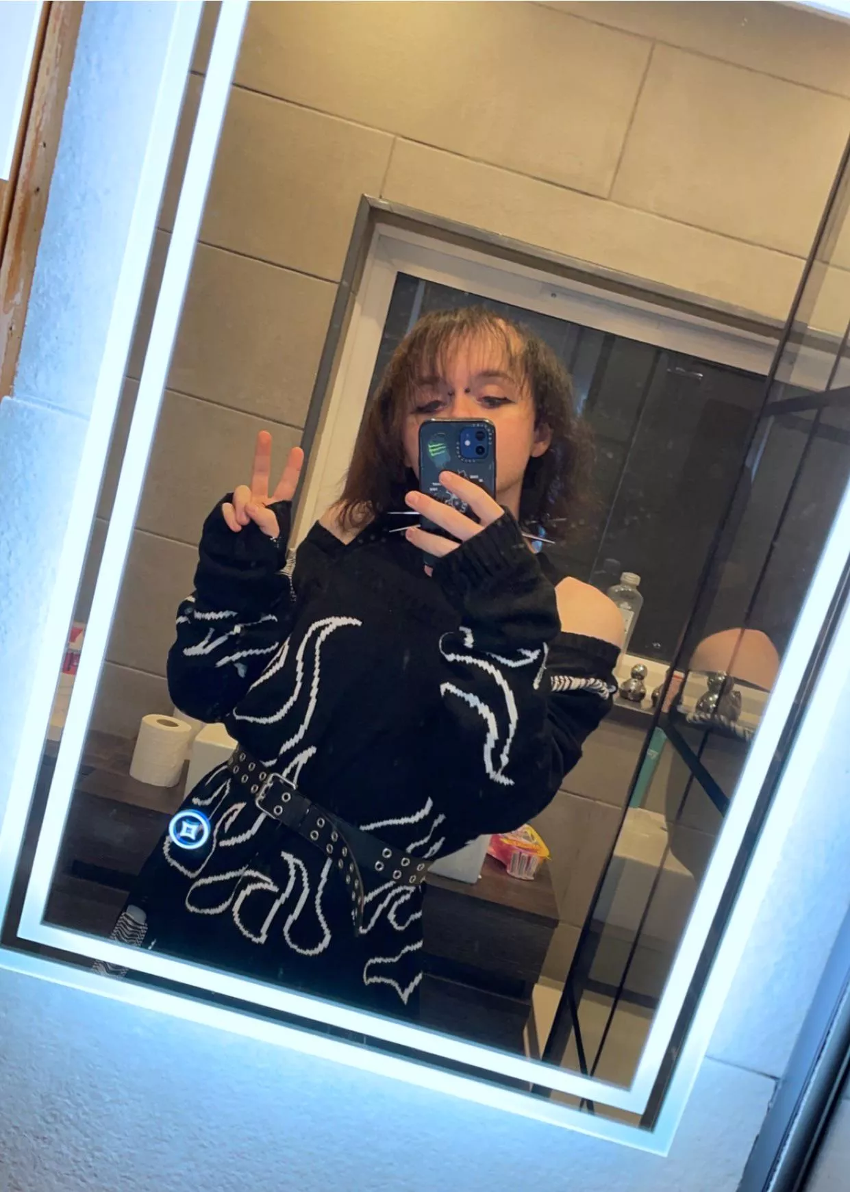 do u guys like this outfit 👉👈