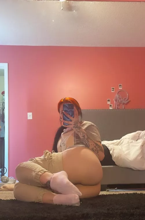 Do you like them on me? [f]