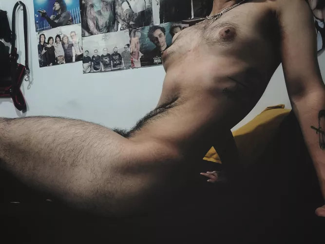 Does my waist look grabbable?