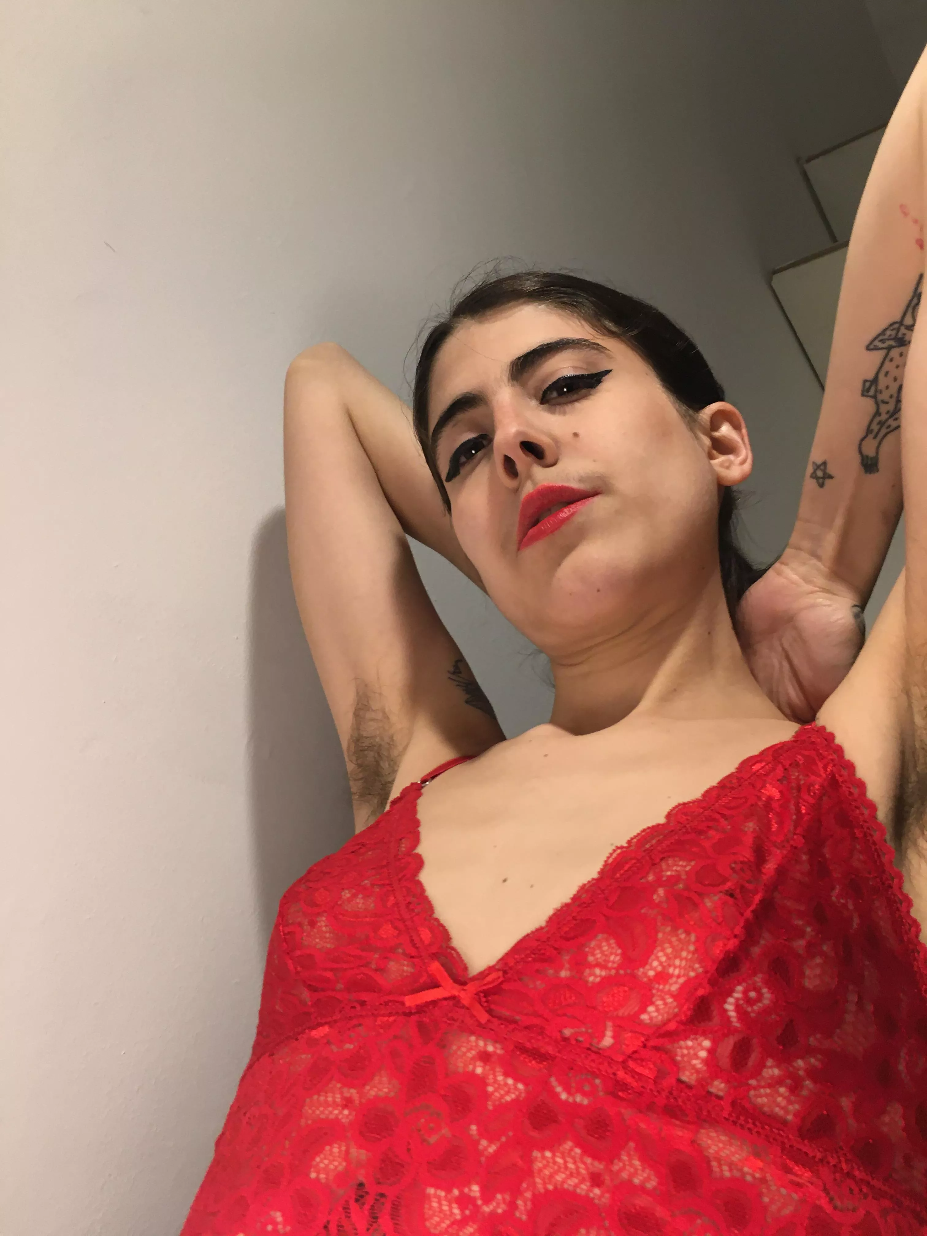 Goddesses pits are always spreading a magical scent like heaven and roses into your senses