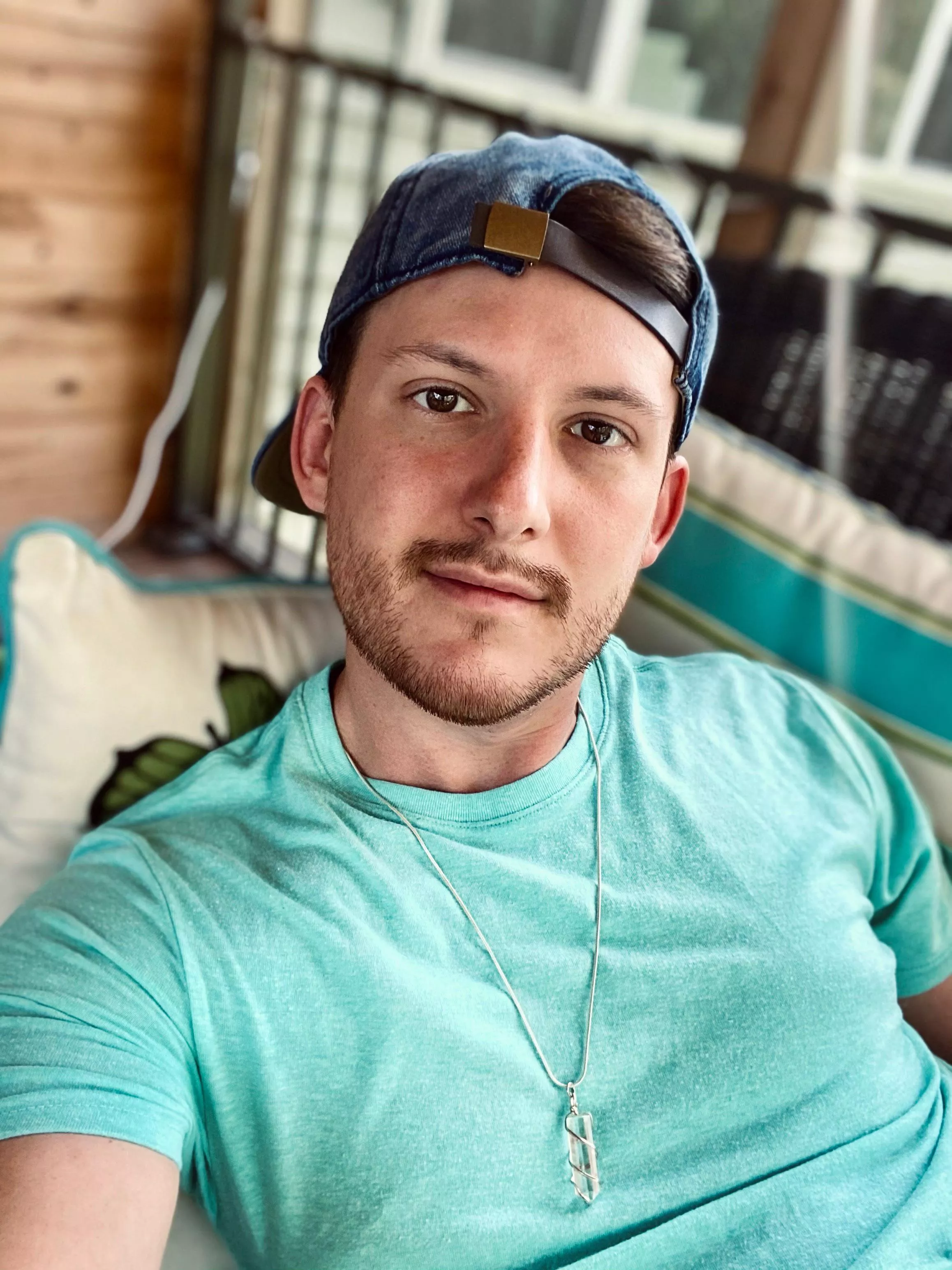 Hello from a shy gay. 🙈☺️🫠