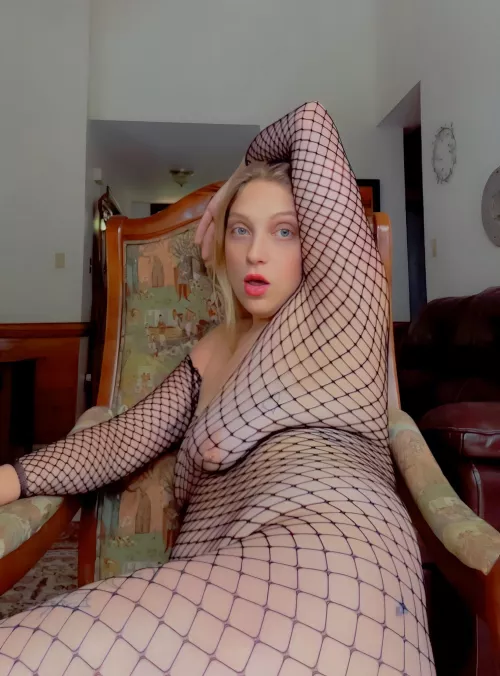 How many erections can I get with this saggy tits and fishnet