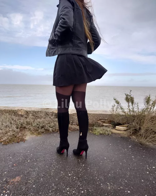 I love this boots and you ?