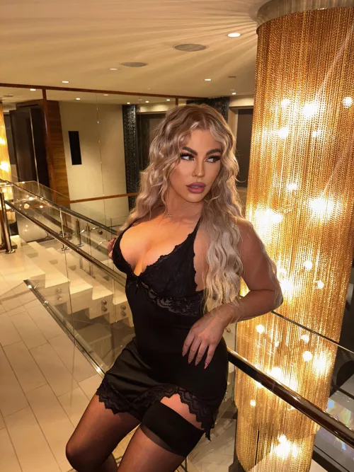 Love the way this dress makes me look