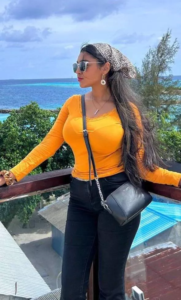 Maldivian Girl Bralines