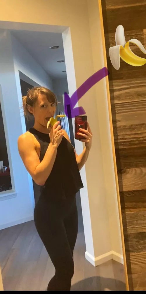 MILF lesson #69, two BANANAS a day keeps the Doctor away…(F)