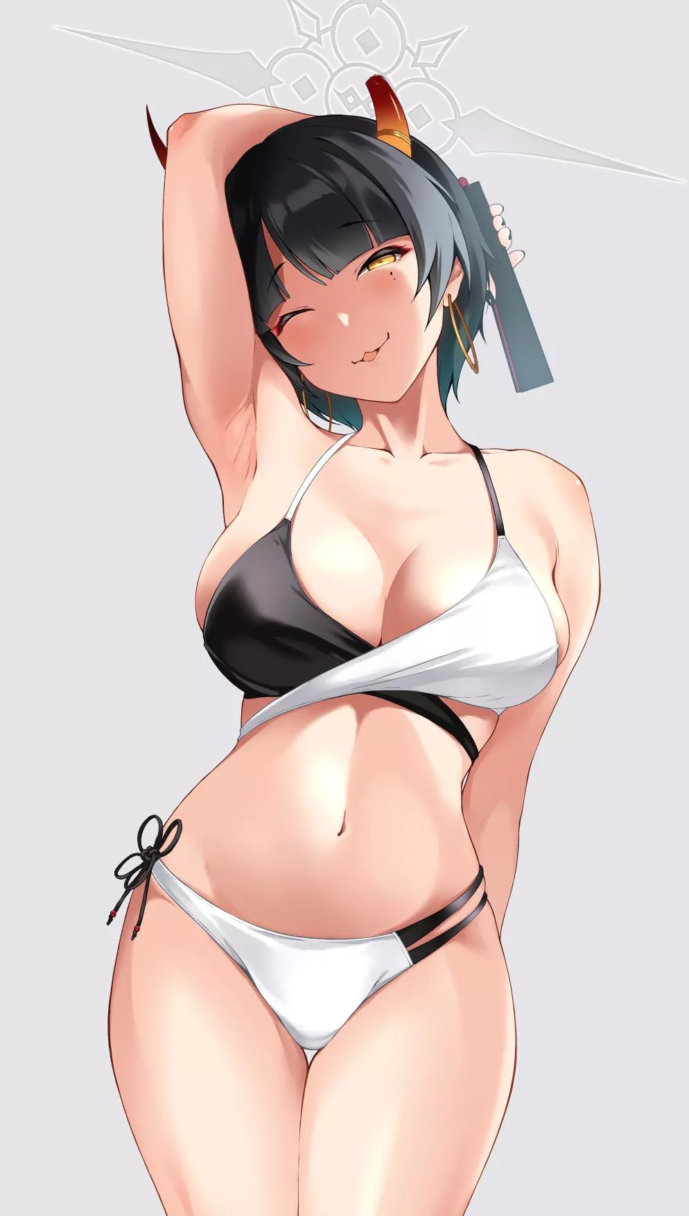 Niga Showing her body