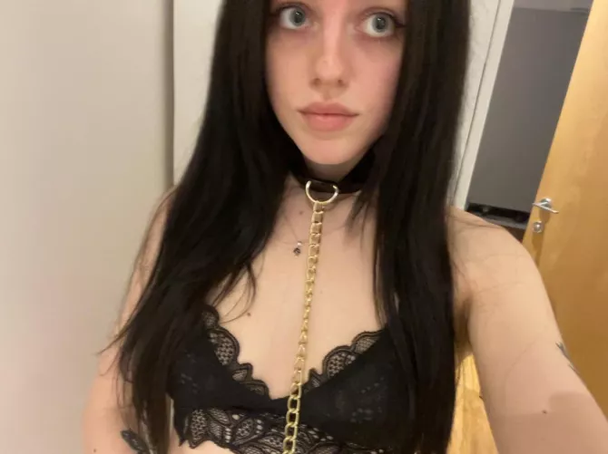 Please grab the chain and look deep into my eyes