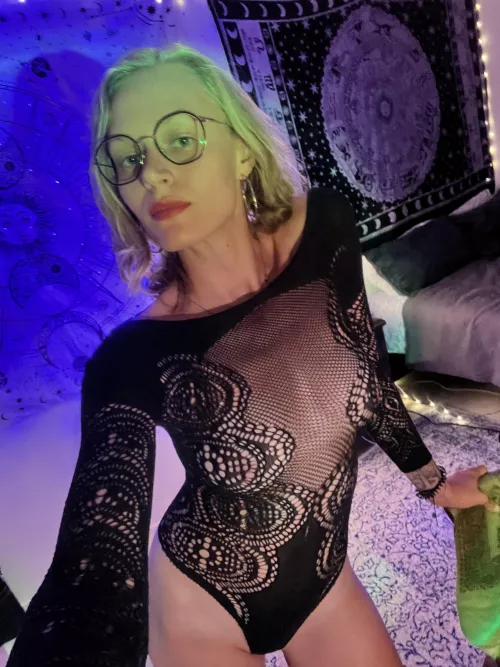 Stretchy, comfy, sensual x