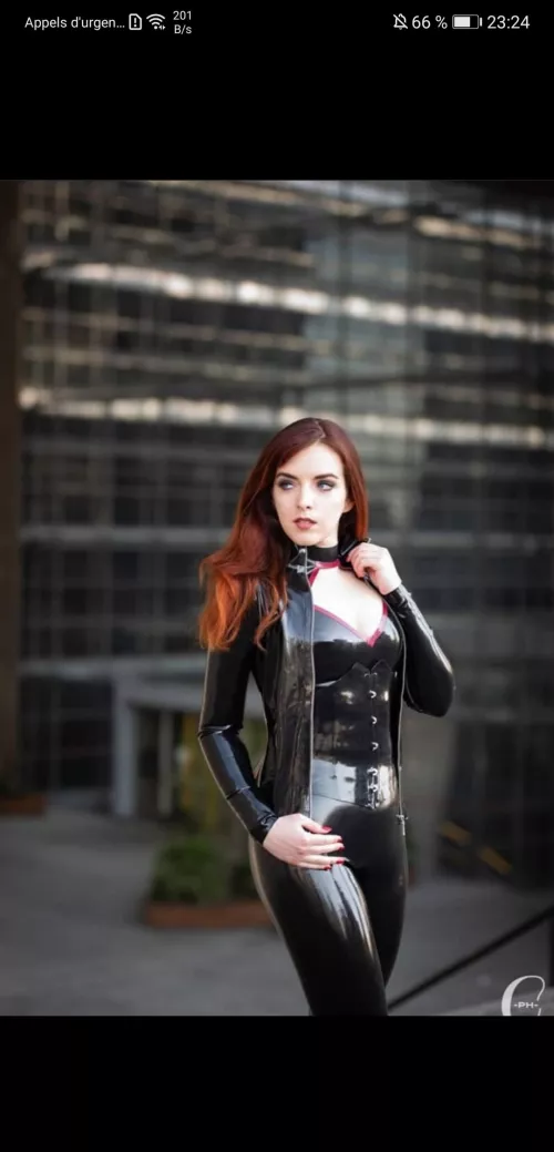 What's her Instagram please? 