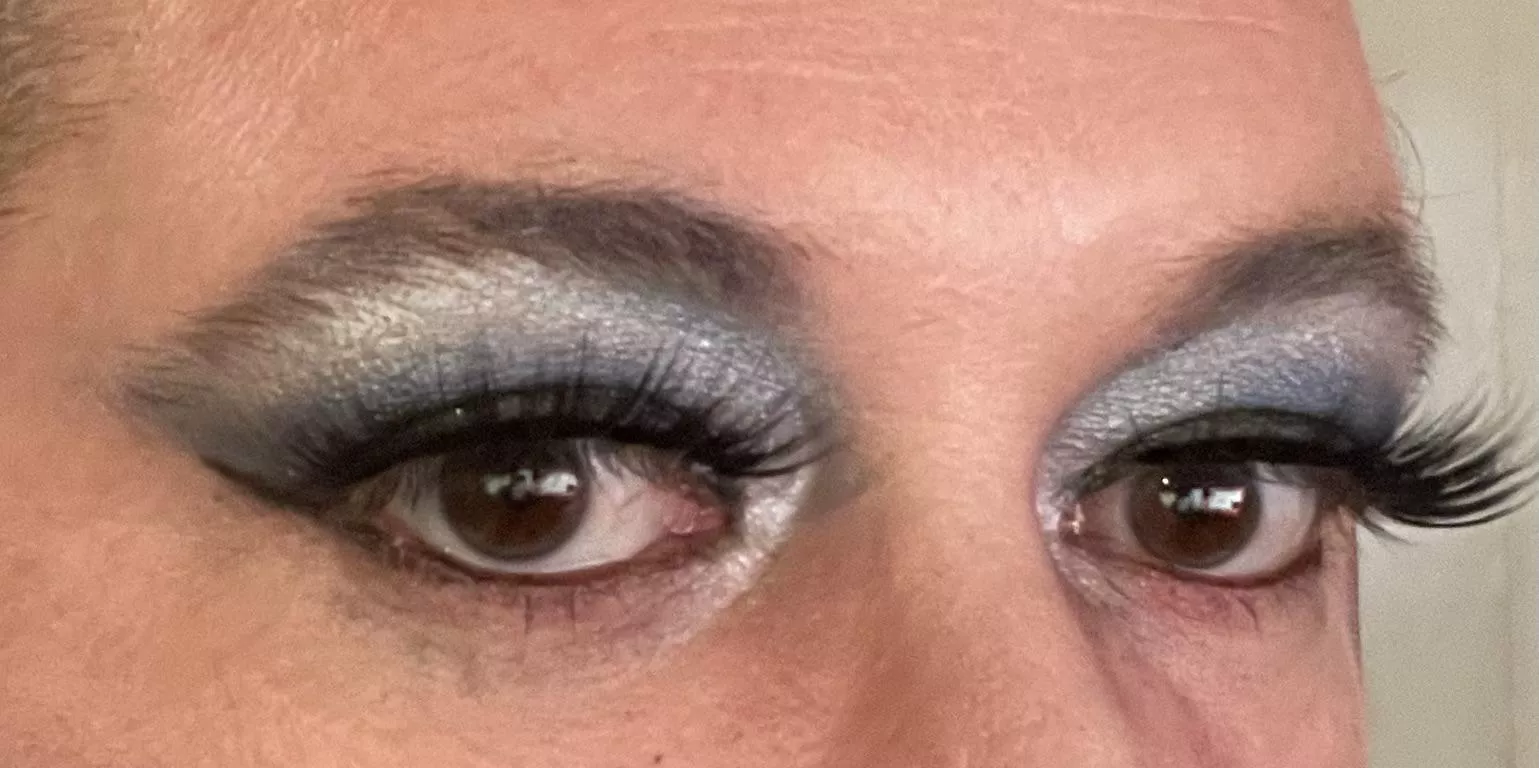 Would love some feedback on my look 🥺