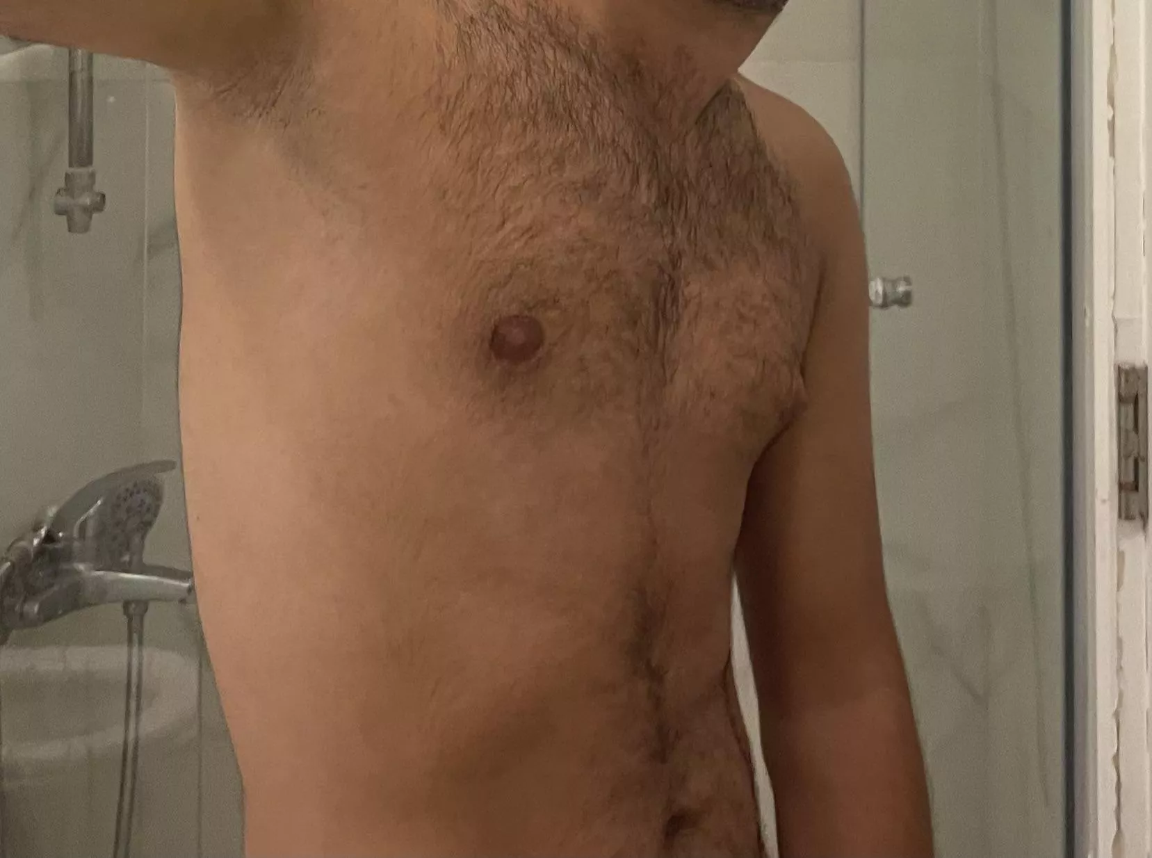 20 M looking for a younguer slut, skinny and wanna video call and cum with me. Kinky ++ ,snap: hawabuk