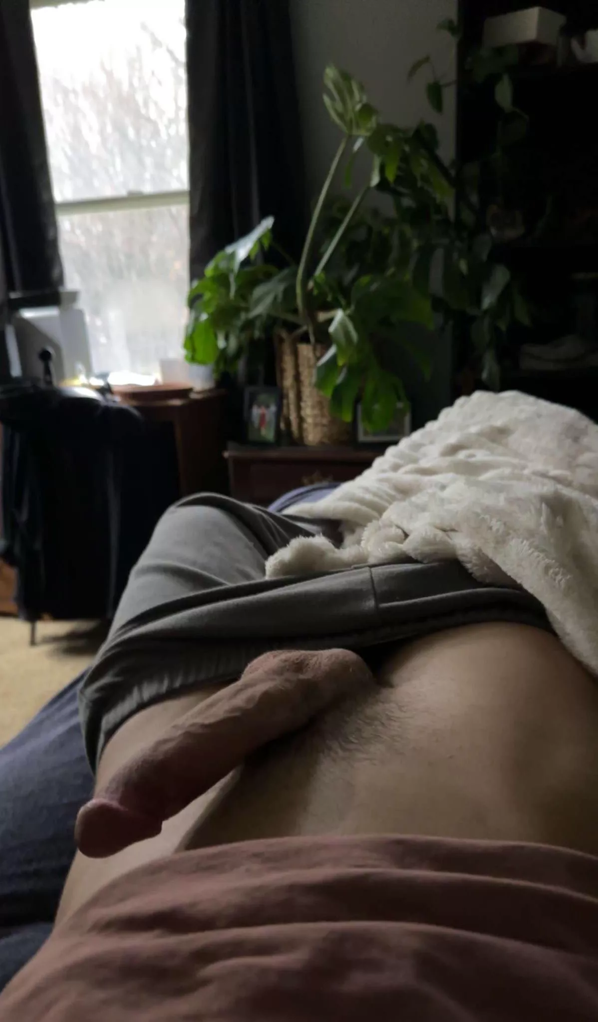 24 us. Stroking big dick. Fit+++ pdunn721