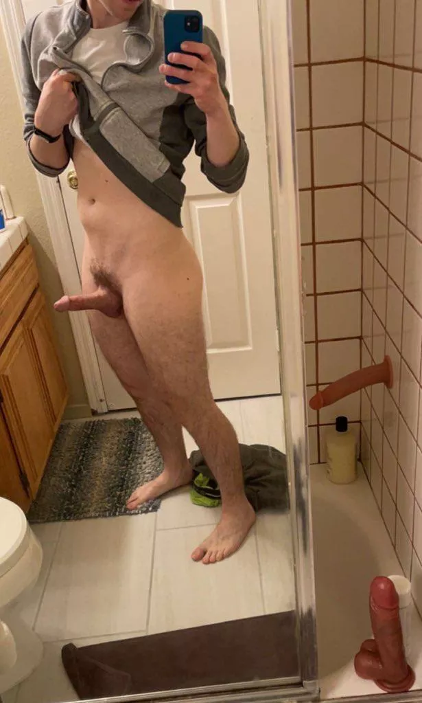 About to fuck myself in the shower