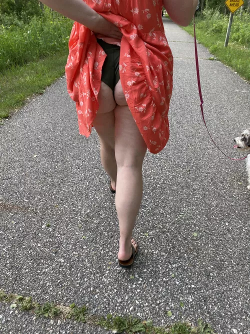 Any lady’s want to go for a walk