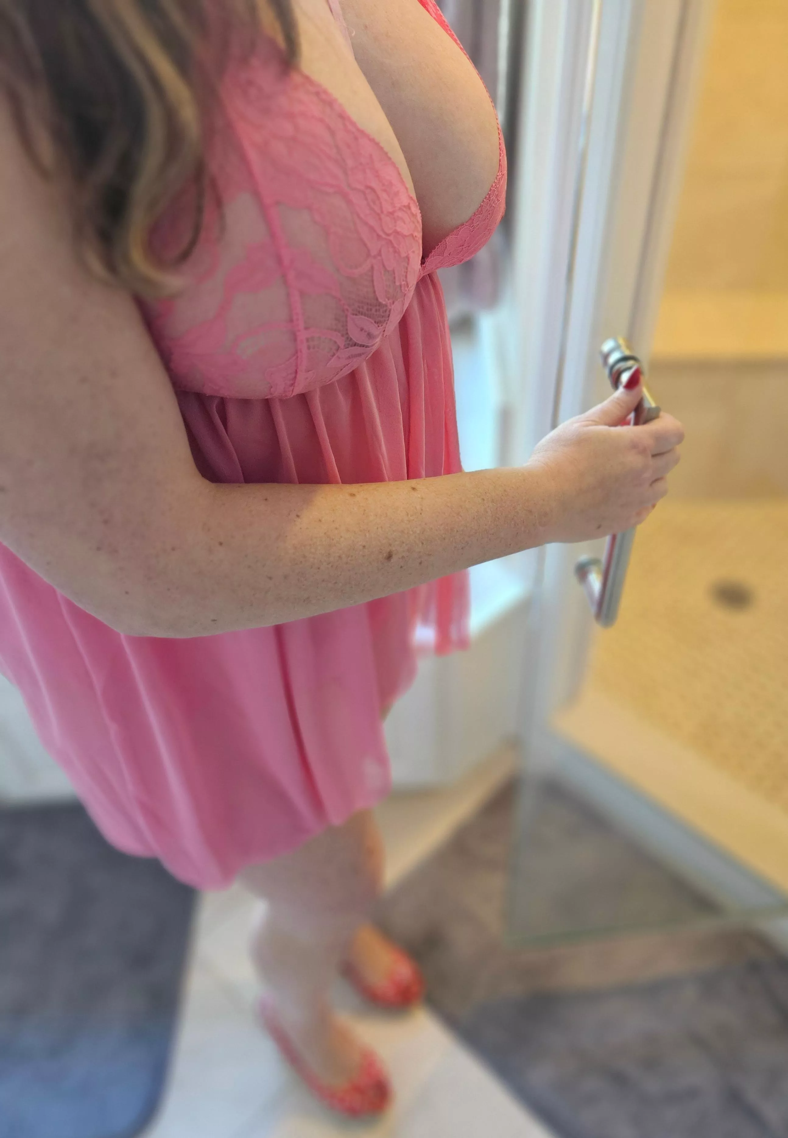 Anyone want to join me for a hot shower? 