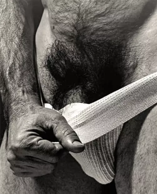 Cant contain the bush