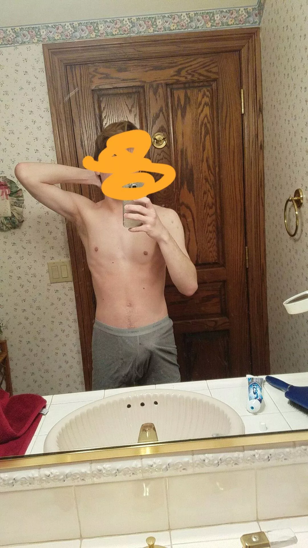 Can't think of a title 