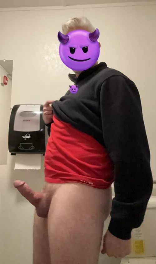 Dad's waiting on you to come take this dick in the restroom. Wya? (44)