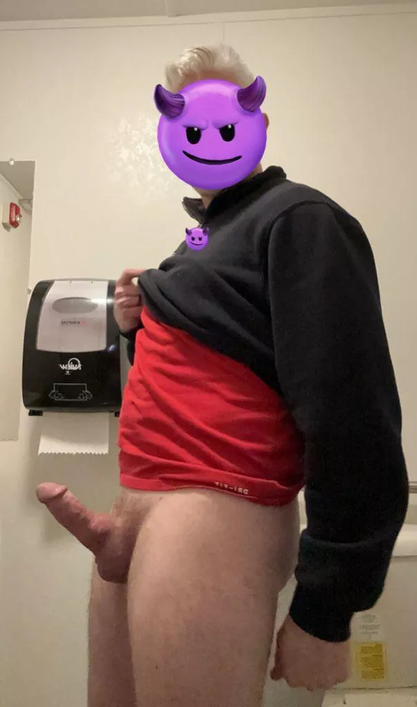 Dad's waiting on you to come take this dick in the restroom. Wya? (44)