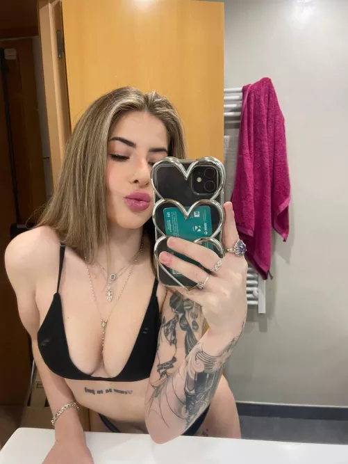 Do you always eat pussy before fucking? ;)