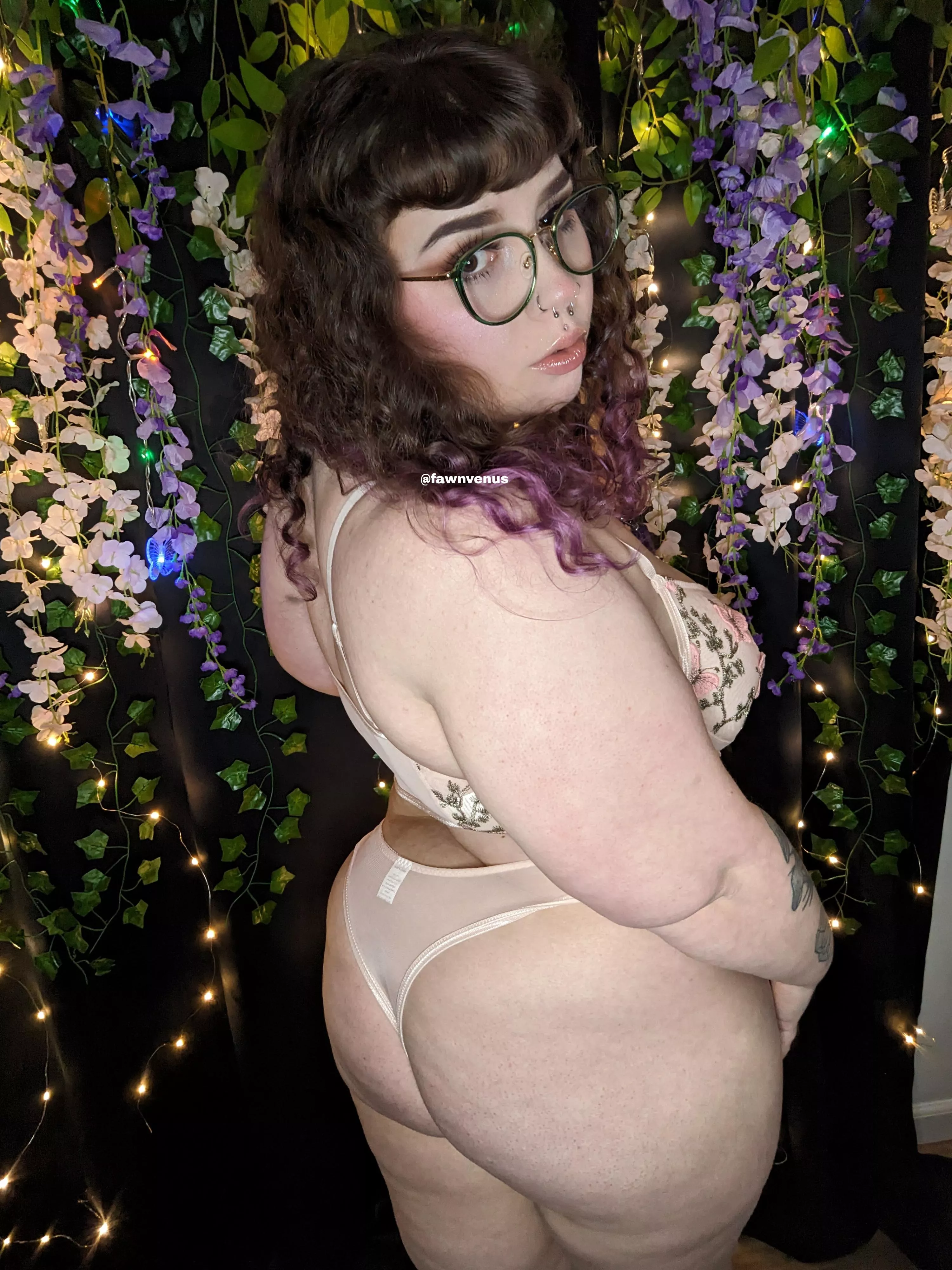 Extra thick and extra cute 