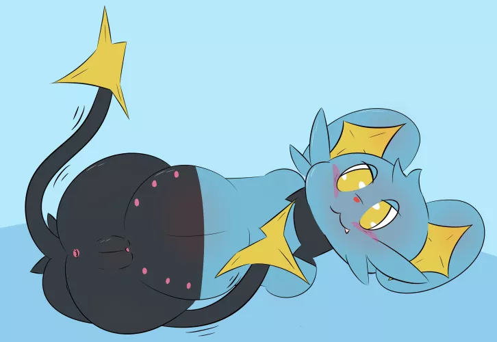 Here’s preggy Riley since I love this little guy [M] (Rory_Arctic_Fox)