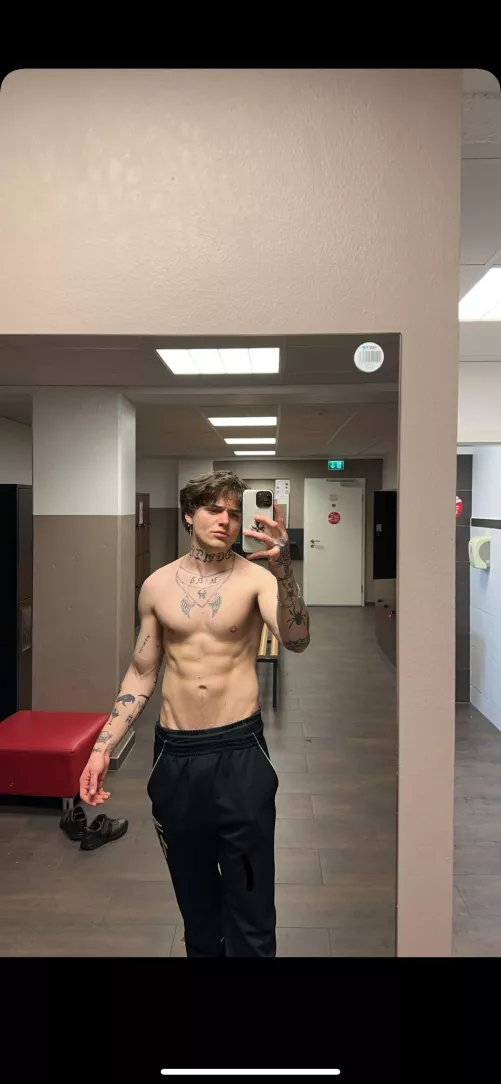 how do you like my v shape