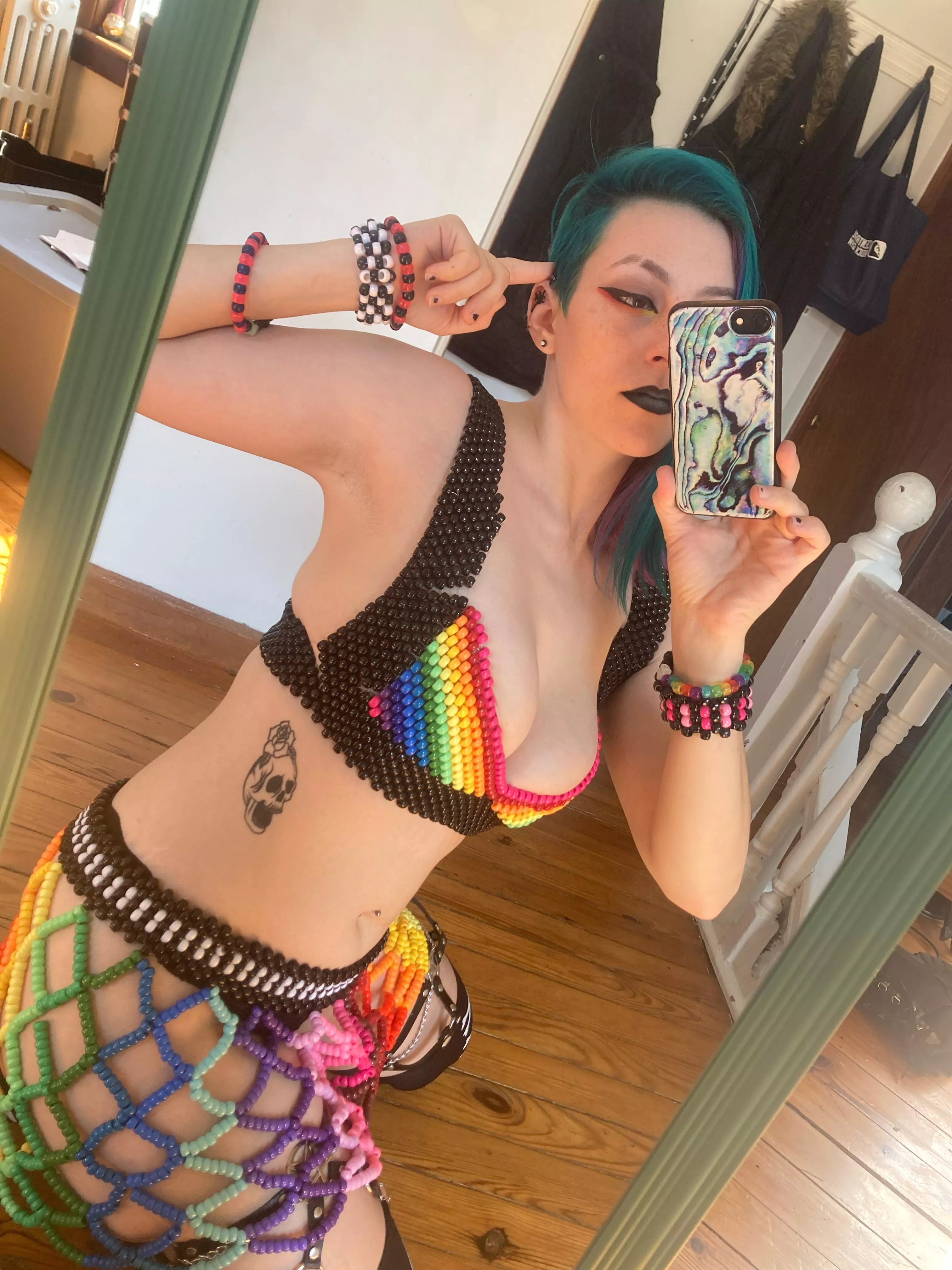 I bet my skull tattoo makes me sooooo hardcore