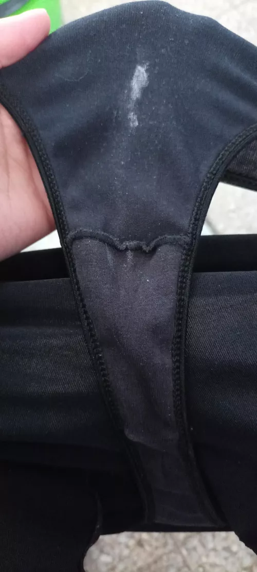 I love how my black panties get messy 