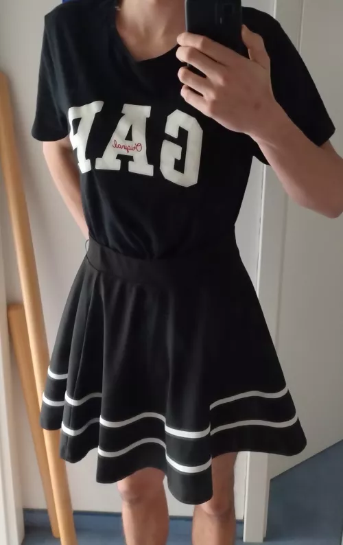 I love to be a famboy