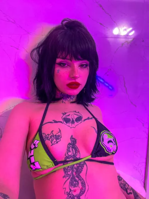 I need to be entertained