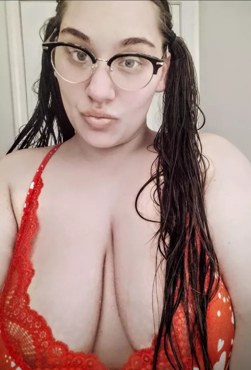 I want you to watch while I make your husbands cock explode inside of me π₯°