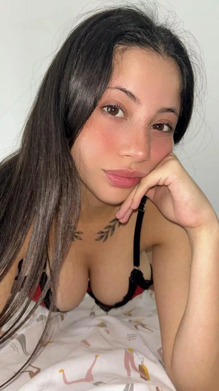 I'm so bored, I just want to play with someone