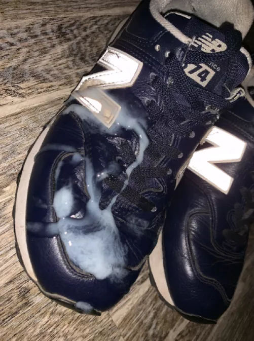 Just jacked off on my sneakers(4day load) who wants to come lick it up💦