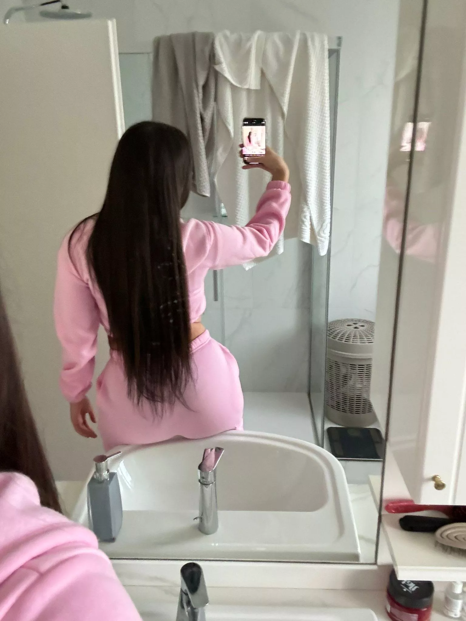 My go to outfit if we're dating