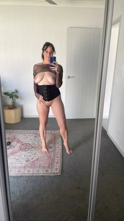 Naughty Forties swinging both ways 