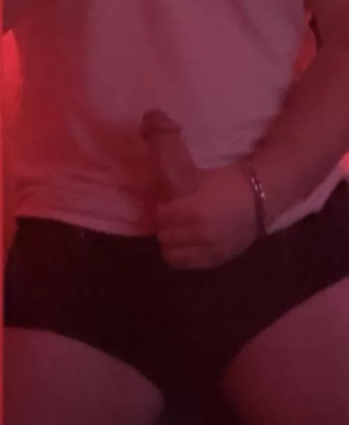 One hand just isn't gonna cut it