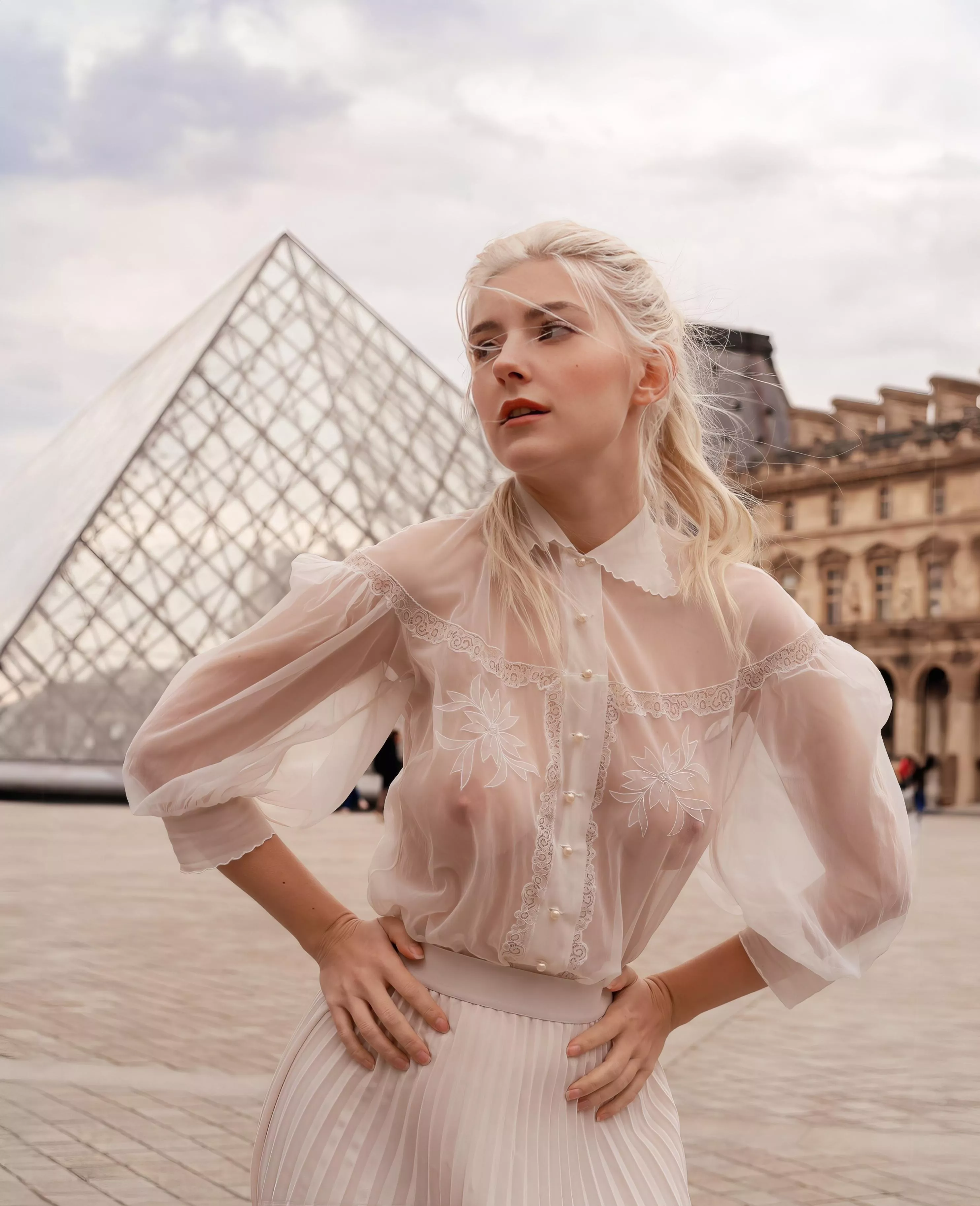 Passing men clearly like my shirt