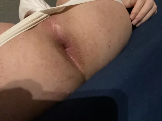 please fuck my hole