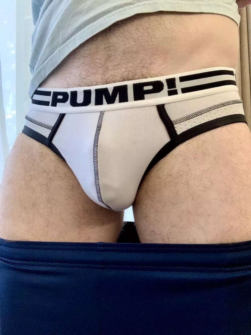 Pump Briefs