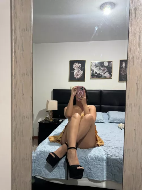 Ready to go out with u 🖤🖤