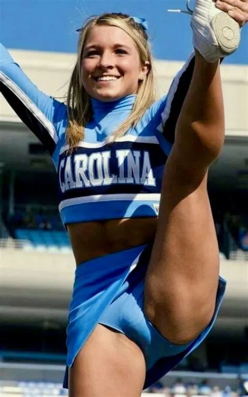 Sexy cheerleader
