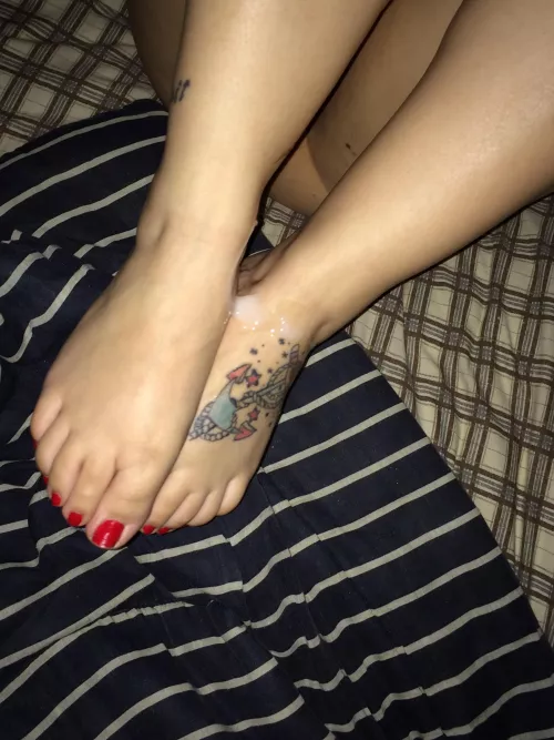 She knows red toes are my weakness