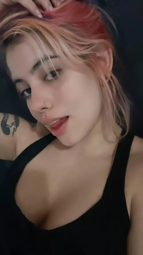 Thicc and natural is better than fake right?